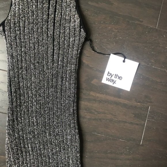 NWT Revolve by the way. Evelyn Metallic Mini - Picture 4 of 7